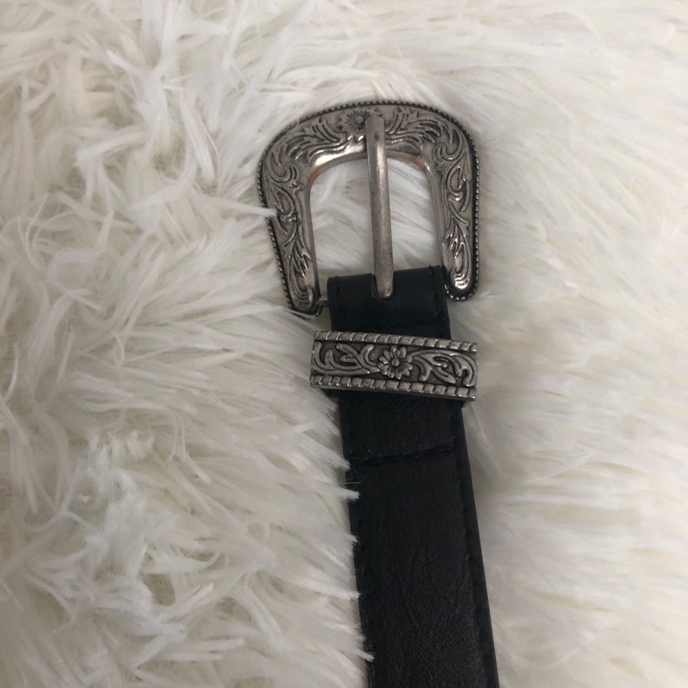 Brandy Melville Belt